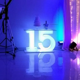 [NG15] Numero Luminoso 15 De 120x82cm - Mesita sola